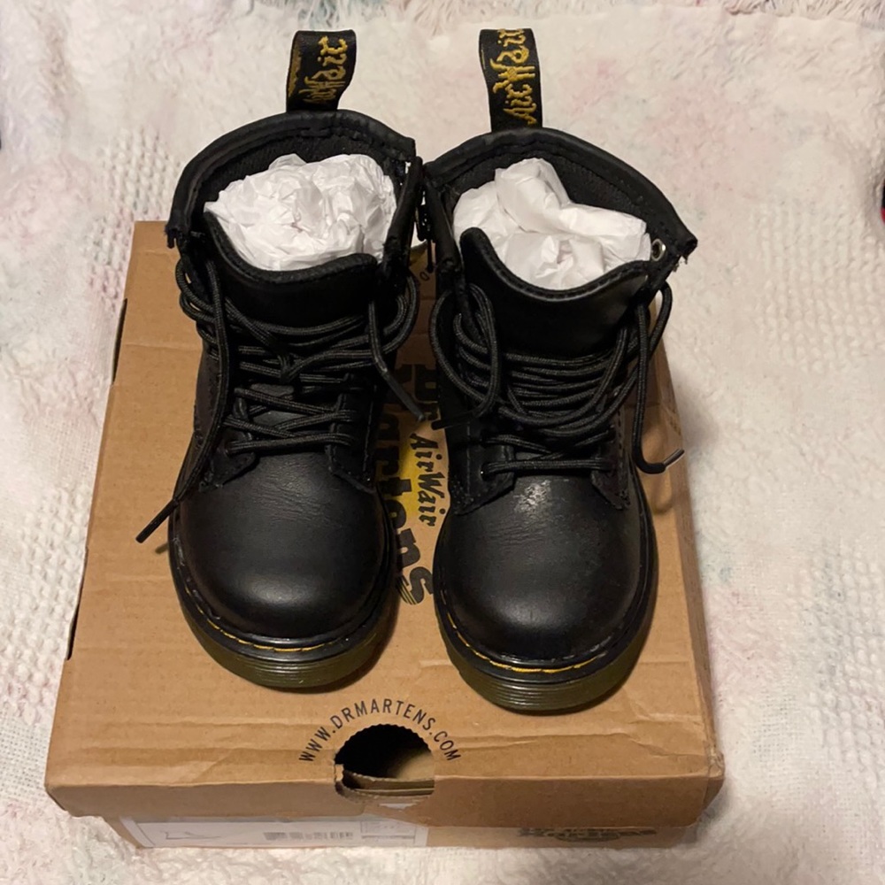 Dr. Martens, black size 7